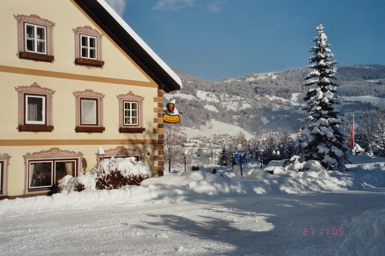 Hotel Gasthof Stranachwirt ザンクト・ミヒャエル・イム・ルンガウ エクステリア 写真